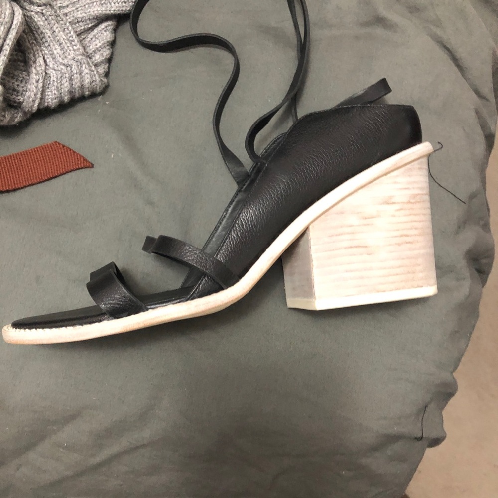 Tibi sandals - Picture 2 of 3